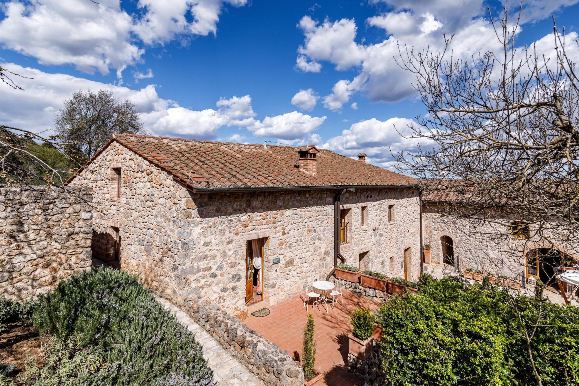 Relais La Costa Historical Residence Monteriggioni Εξωτερικό φωτογραφία