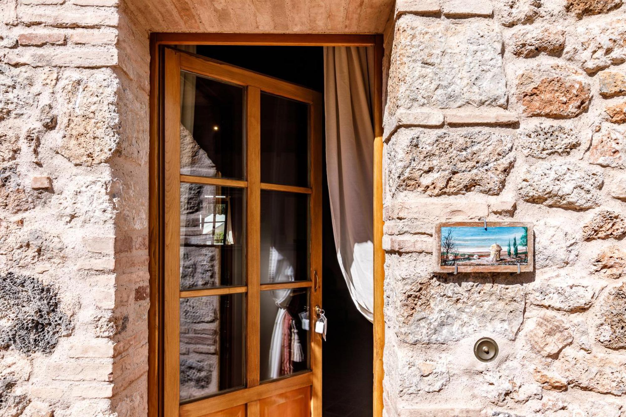 Relais La Costa Historical Residence Monteriggioni Εξωτερικό φωτογραφία