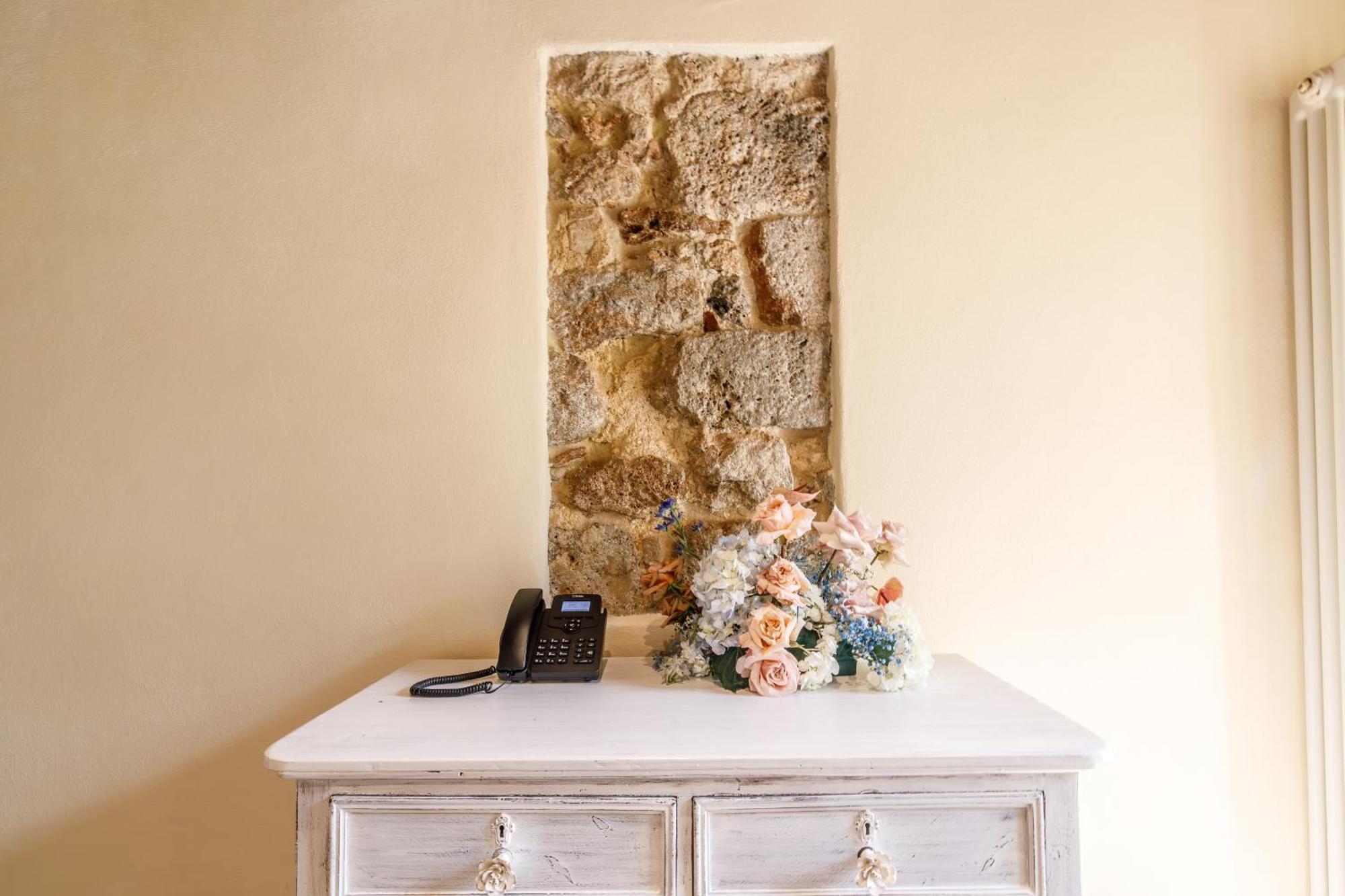 Relais La Costa Historical Residence Monteriggioni Εξωτερικό φωτογραφία