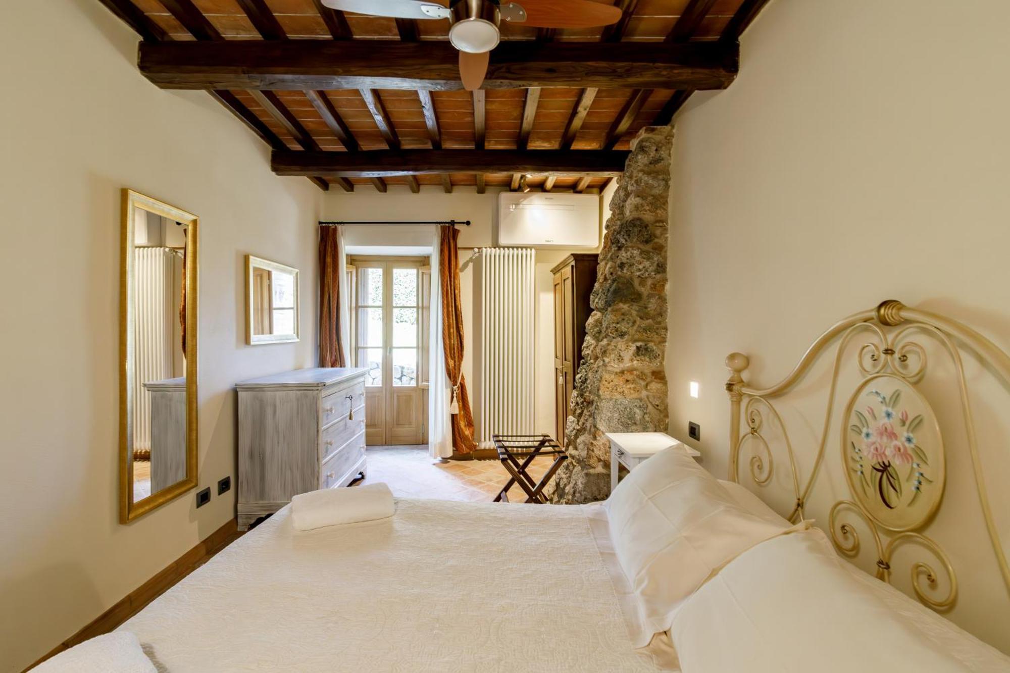 Relais La Costa Historical Residence Monteriggioni Εξωτερικό φωτογραφία