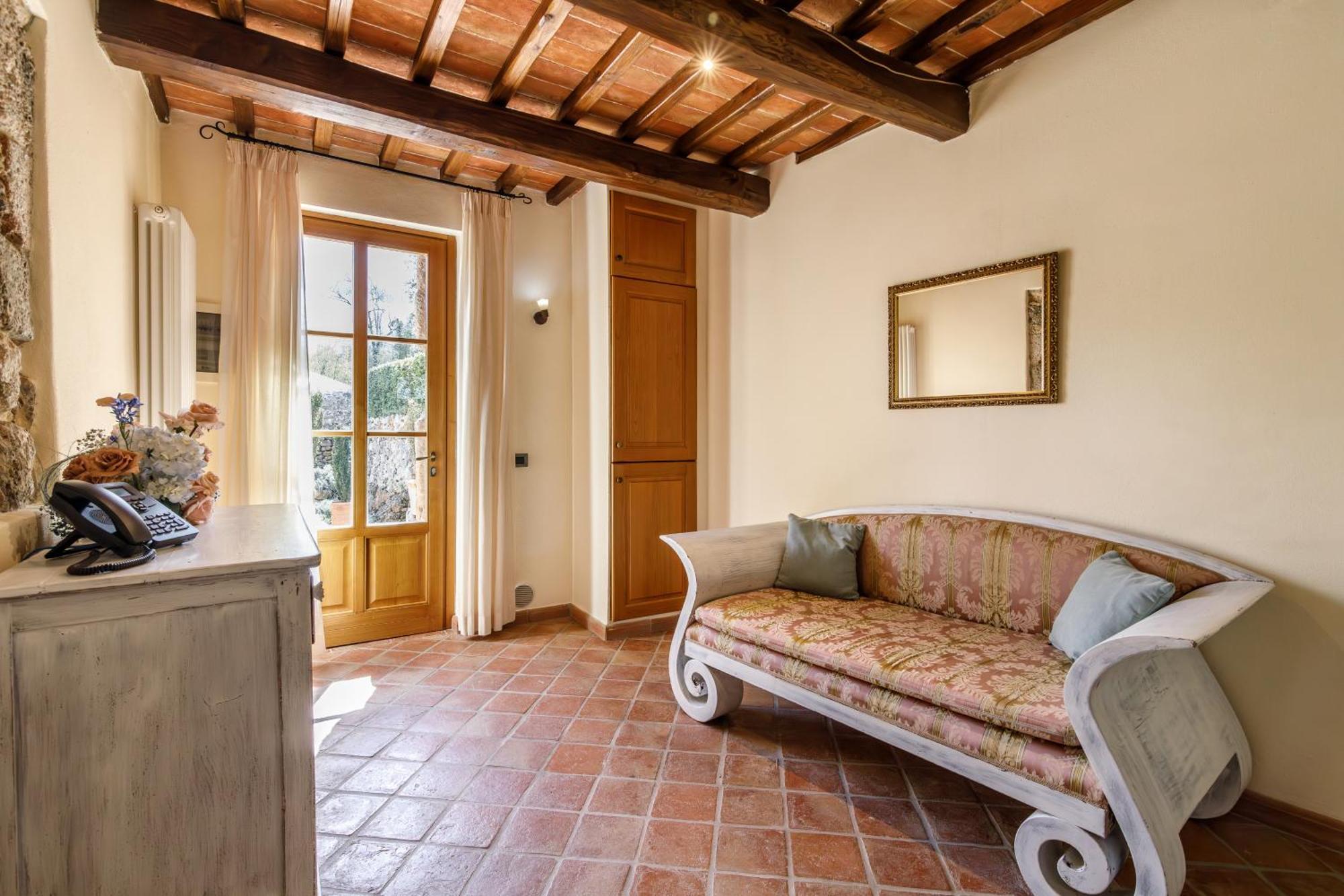 Relais La Costa Historical Residence Monteriggioni Εξωτερικό φωτογραφία